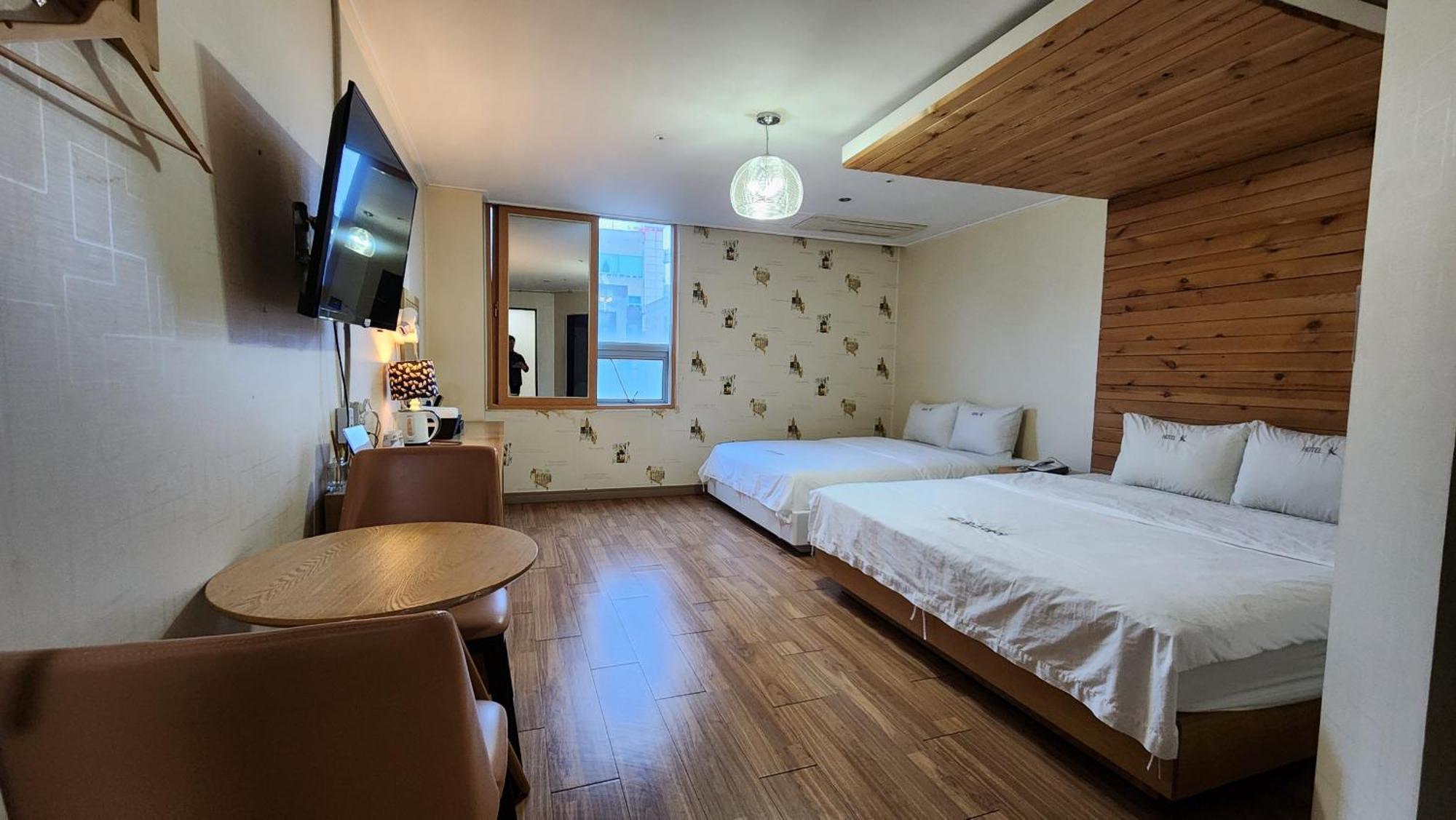 Gimhae Business Hotel K Extérieur photo
