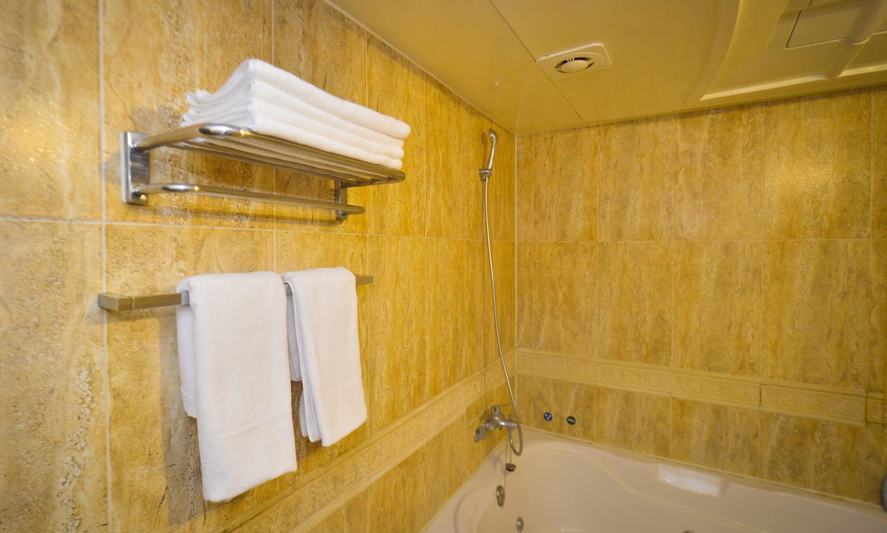 Gimhae Business Hotel K Extérieur photo