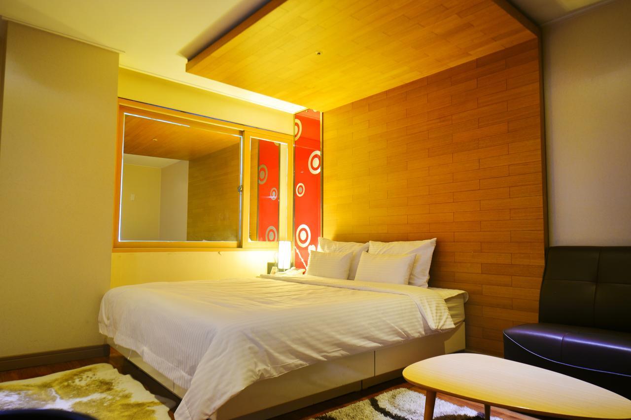 Gimhae Business Hotel K Extérieur photo