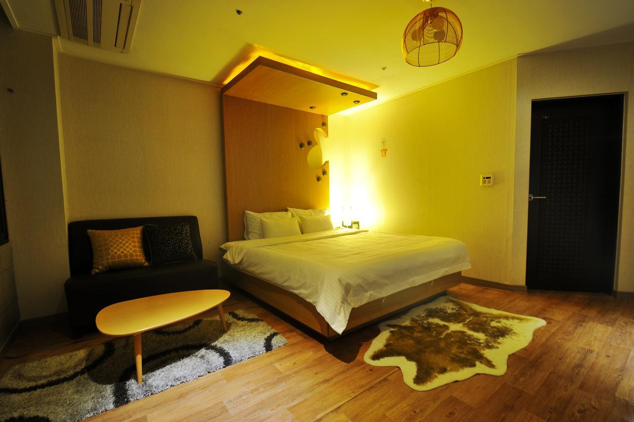 Gimhae Business Hotel K Extérieur photo