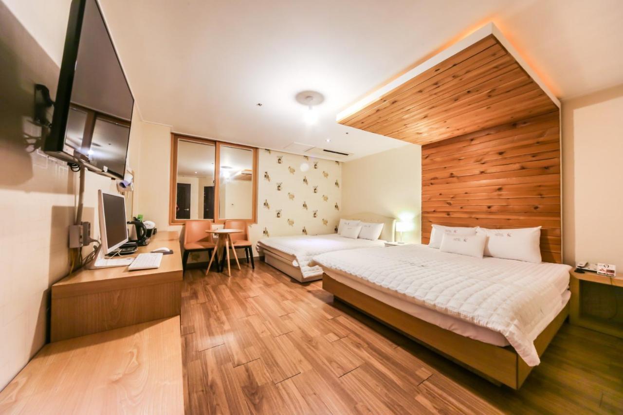 Gimhae Business Hotel K Extérieur photo